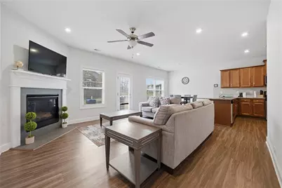 4095 Lake Manor Way, Atlanta, GA 30349 - Photo 5