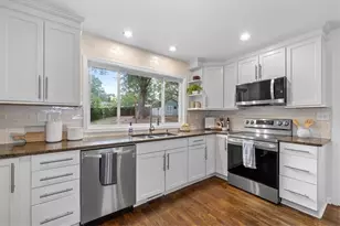 1913 Heathridge Ct SE, Smyrna, GA 30080 - Photo 7