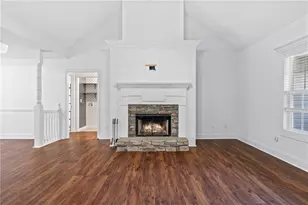 204 Red Fox Ct, Canton, GA 30114 - Photo 7