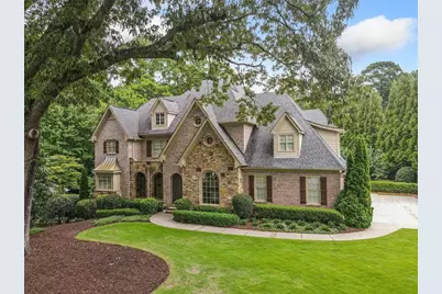 4304 Berkford Circle NE, Brookhaven, GA 30319 - Photo 9