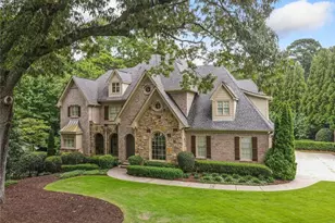 4304 Berkford Cir NE, Brookhaven, GA 30319 - Photo 9