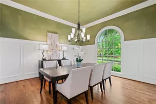 4304 Berkford Cir NE, Brookhaven, GA 30319 - Photo 11