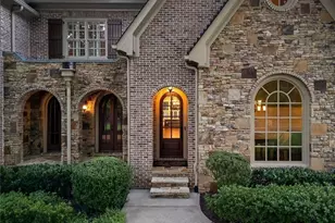 4304 Berkford Cir NE, Brookhaven, GA 30319 - Photo 3