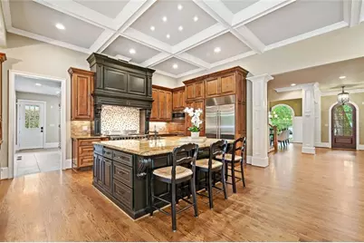 4304 Berkford Circle NE, Brookhaven, GA 30319 - Photo 3