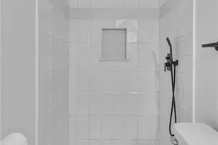 135 Golden Hills Dr, Woodstock, GA 30189 - Photo 7