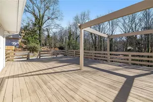 295 Oakland Dr, Gainesville, GA 30501 - Photo 9