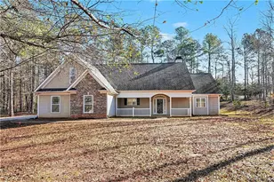 234 Lake Chase Dr N, Griffin, GA 30224 - Photo 1