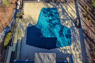 911 Garden Ct, Atlanta, GA 30328 - Photo 37