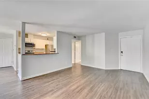 911 Garden Ct, Atlanta, GA 30328 - Photo 7