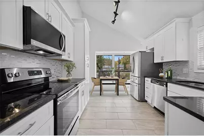 4813 Highpoint Drive NE, Marietta, GA 30066 - Photo 13