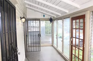 1075 Manigault St SE, Atlanta, GA 30316 - Photo 3