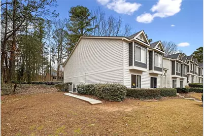 61 Arbor SE, Smyrna, GA 30080 - Photo 3