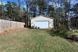 5329 Memorial Ln, Powder Springs, GA 30127 - Photo 13