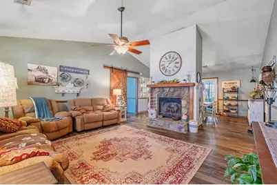 5329 Memorial Lane, Powder Springs, GA 30127 - Photo 5