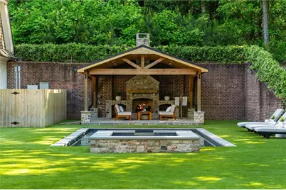 5360 Lake Forrest Drive, Atlanta, GA 30342 - Photo 27