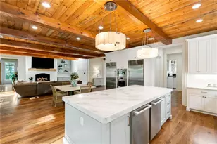 5360 Lake Forrest Dr, Atlanta, GA 30342 - Photo 19