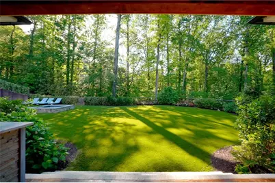 5360 Lake Forrest Drive, Atlanta, GA 30342 - Photo 71