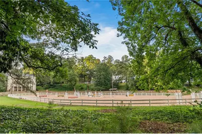 5360 Lake Forrest Drive, Atlanta, GA 30342 - Photo 83