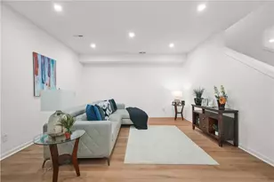 3925 Pineshore Cir, Gainesville, GA 30501 - Photo 35