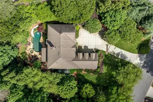 5284 Vernon Springs Trail NW, Sandy Springs, GA 30327 - Photo 53