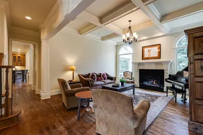 5284 Vernon Springs Trail NW, Sandy Springs, GA 30327 - Photo 19