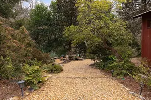 1691 Ridgewood Dr NE, Atlanta, GA 30307 - Photo 37