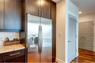 1080 Peachtree Street NE #1813, Atlanta, GA 30309 - Photo 7