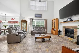 1393 Silver Thorne Ct, Loganville, GA 30052 - Photo 9