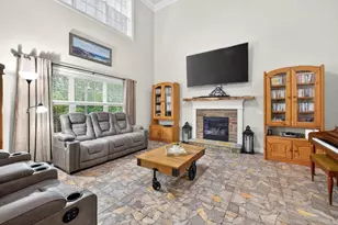 1393 Silver Thorne Ct, Loganville, GA 30052 - Photo 9