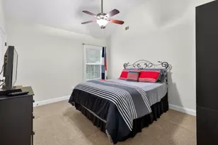 1393 Silver Thorne Ct, Loganville, GA 30052 - Photo 25