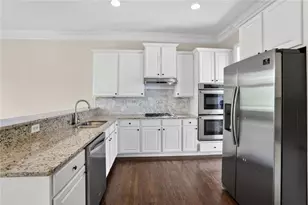 1128 Ashton Bluff Dr NE, Atlanta, GA 30319 - Photo 7