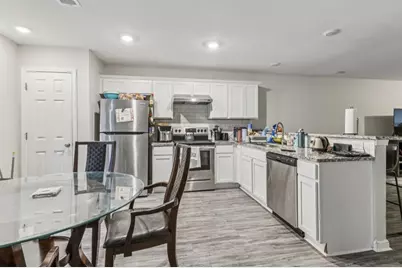 720 Keeshono Street, Union City, GA 30291 - Photo 7