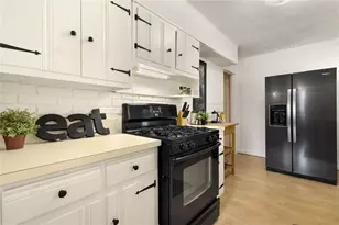 2042 Shady Ln, Tucker, GA 30084 - Photo 13