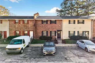 6354 Shannon Pkwy, Union City, GA 30291 - Photo 37