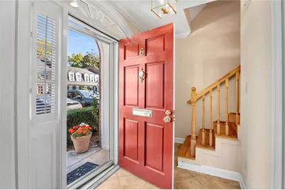 6 Scotland Place NW, Atlanta, GA 30318 - Photo 3