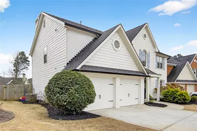 11065 Crabapple Lake Drive, Roswell, GA 30076 - Photo 3