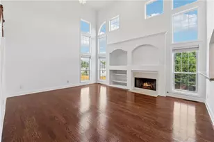 720 Martin Field Dr, Lawrenceville, GA 30045 - Photo 3