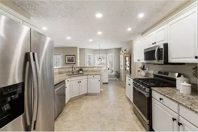 6650 Curvet Court, Cumming, GA 30040 - Photo 17