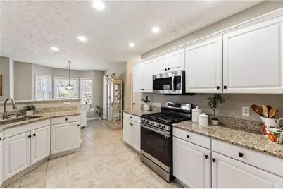 6650 Curvet Court, Cumming, GA 30040 - Photo 3