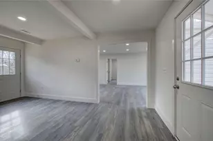 30 Grove Cir, Cartersville, GA 30120 - Photo 5