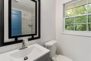 1685 Dunwoody Pl NE, Atlanta, GA 30324 - Photo 17