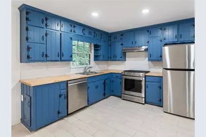 1685 Dunwoody Place NE, Atlanta, GA 30324 - Photo 7