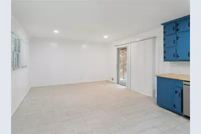 1685 Dunwoody Place NE, Atlanta, GA 30324 - Photo 19