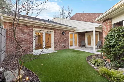 262 The South Chace, Atlanta, GA 30328 - Photo 19