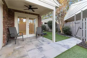 262 The South Chace, Atlanta, GA 30328 - Photo 19