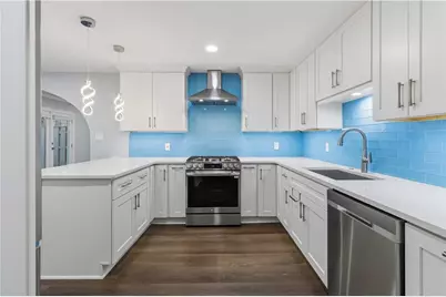 262 The South Chace, Atlanta, GA 30328 - Photo 7