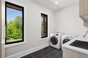 1895 Vintage Pl, Watkinsville, GA 30677 - Photo 9