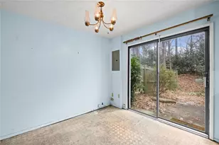 8843 Applegate Ln, Atlanta, GA 30350 - Photo 5