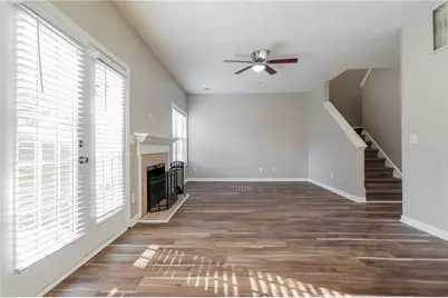 652 Stonemill Manor, Lithonia, GA 30058 - Photo 3