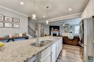 5525 Mirror Lake Dr, Cumming, GA 30028 - Photo 13